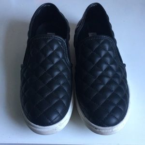 STEVE MADDEN ECENTRCQ SLIP-ON SNEAKER 7M